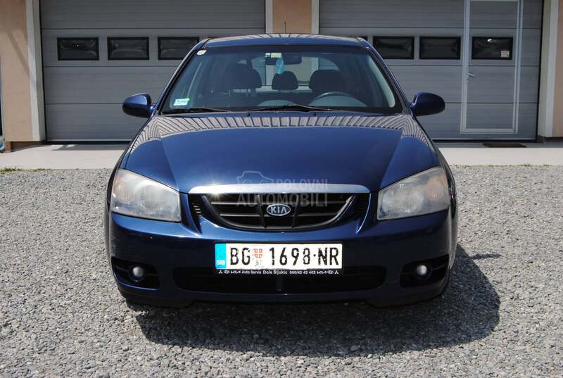 Kia Cerato 1,5 CRDI EX