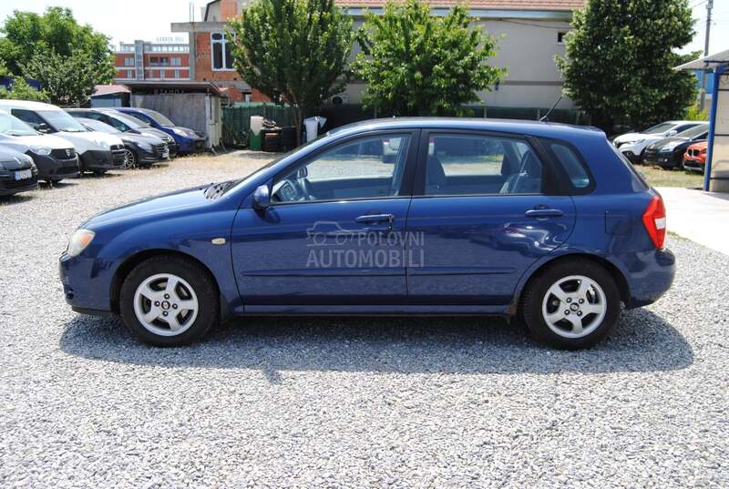 Kia Cerato 1,5 CRDI EX