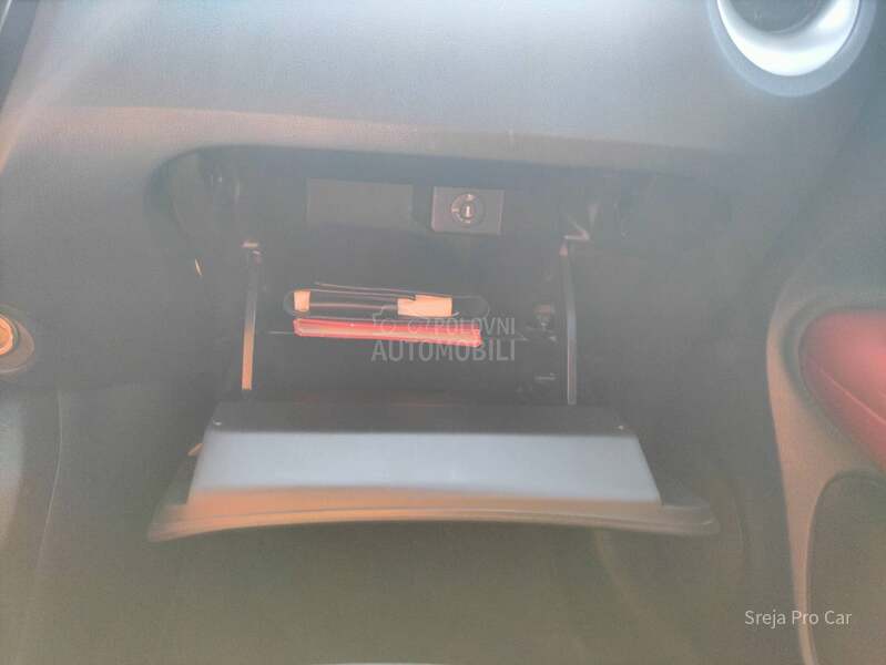 Nissan Juke 1.6 Ben  Nav1