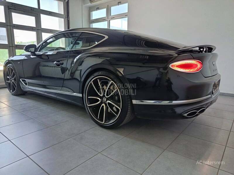 Bentley Continental Mulliner GT V8