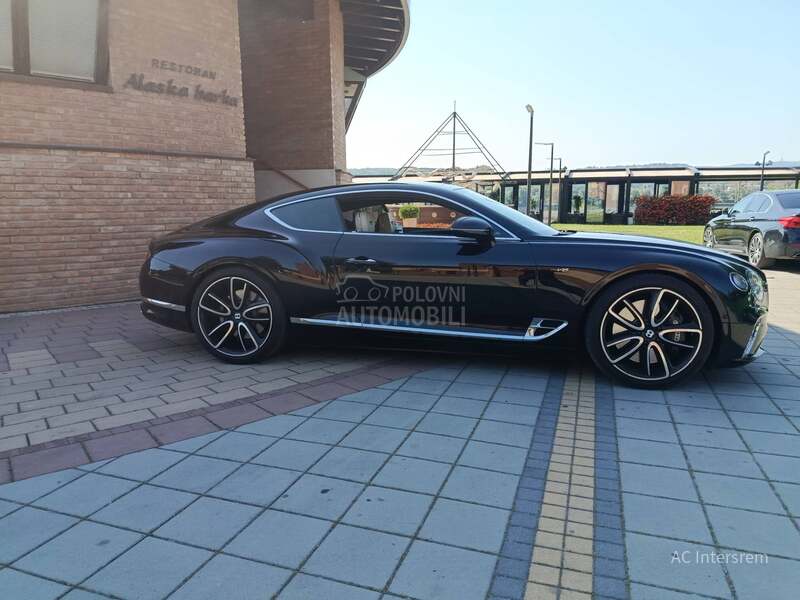 Bentley Continental Mulliner GT V8
