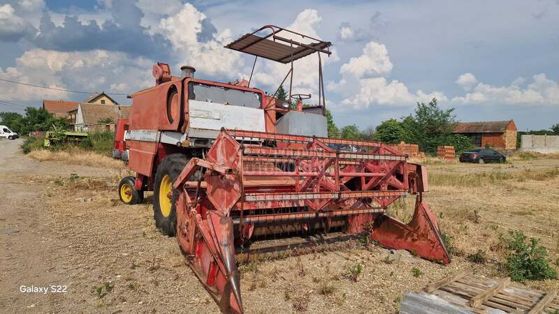 Massey Ferguson 520D
