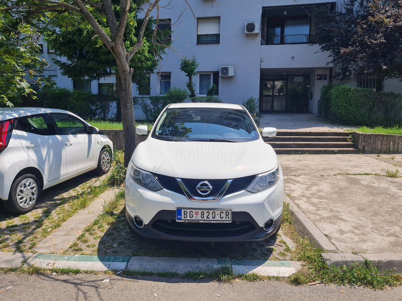 Nissan Qashqai ACENTA 1.2 NC SAFETY