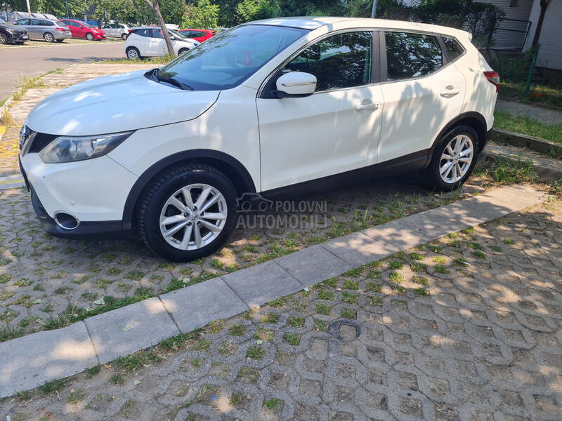 Nissan Qashqai ACENTA 1.2 NC SAFETY