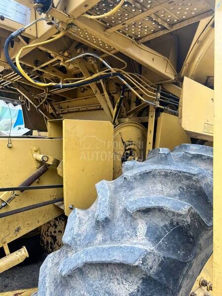 New Holland 8030