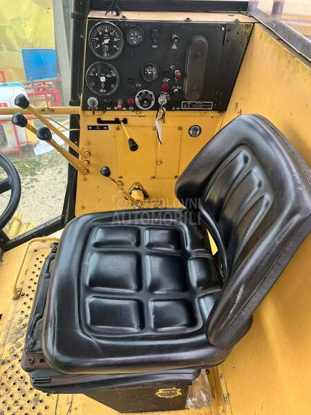 New Holland 8030