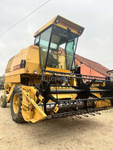 New Holland 8030