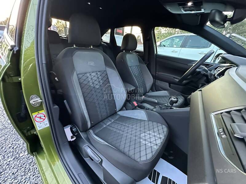 Volkswagen Taigo R line DSG TSI