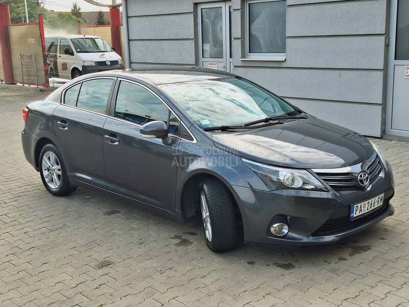 Toyota Avensis 2.0D4D NAVY VLSNK