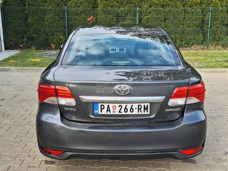 Toyota Avensis 2.0D4D NAVY VLSNK