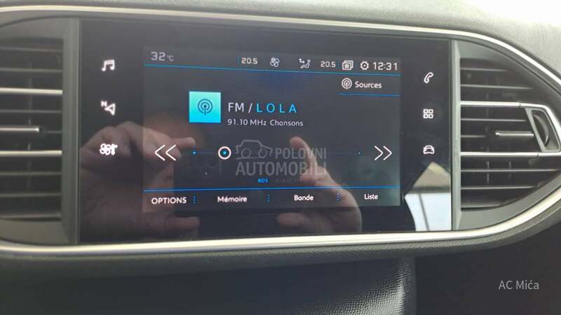 Peugeot 308 1.5 BLU NAV ALU LED