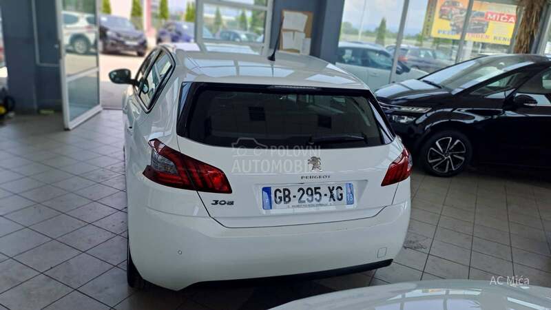Peugeot 308 1.5 BLU NAV ALU LED