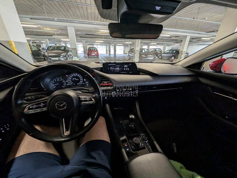 Mazda 3 E-skyactiveG