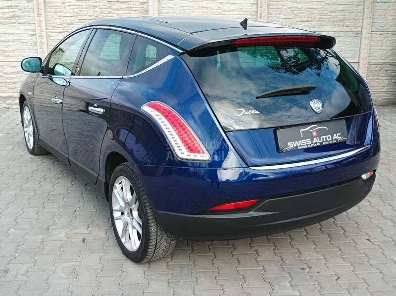 Lancia Delta 1.6 D Mjet PANO