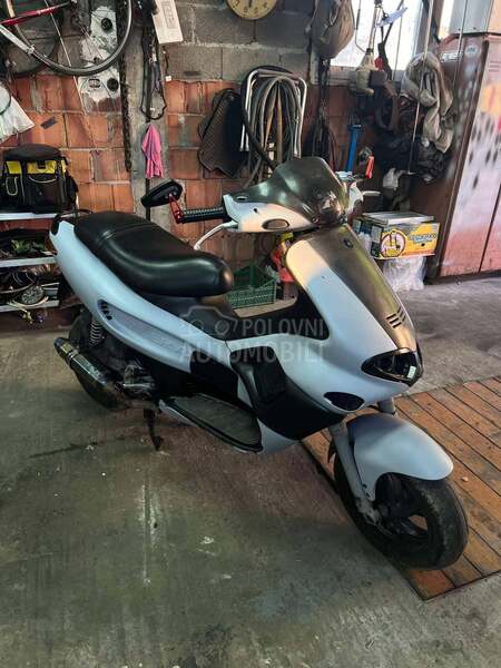 Gilera Runner