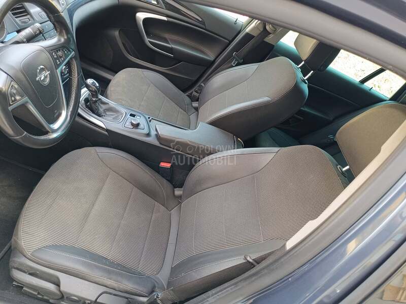 Opel Insignia 