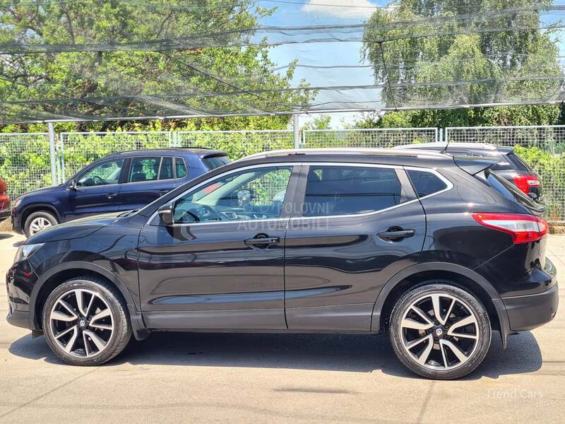 Nissan Qashqai 1.2 DIG-T PANO KOZA