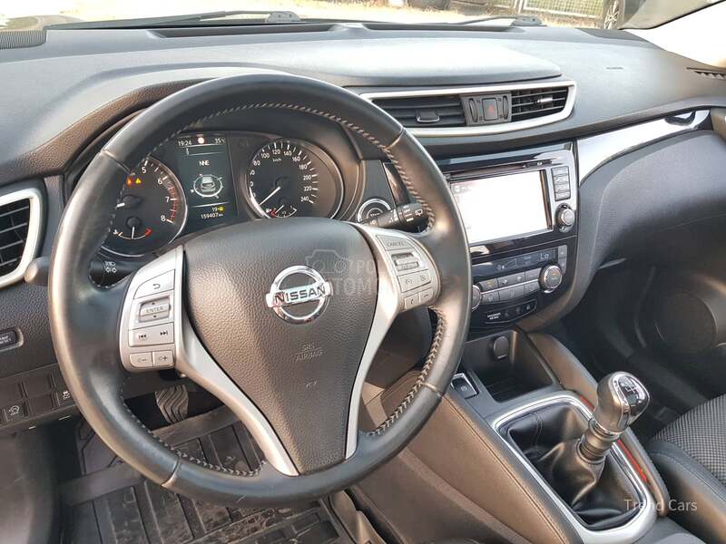 Nissan Qashqai 1.2 DIG-T PANO KOZA