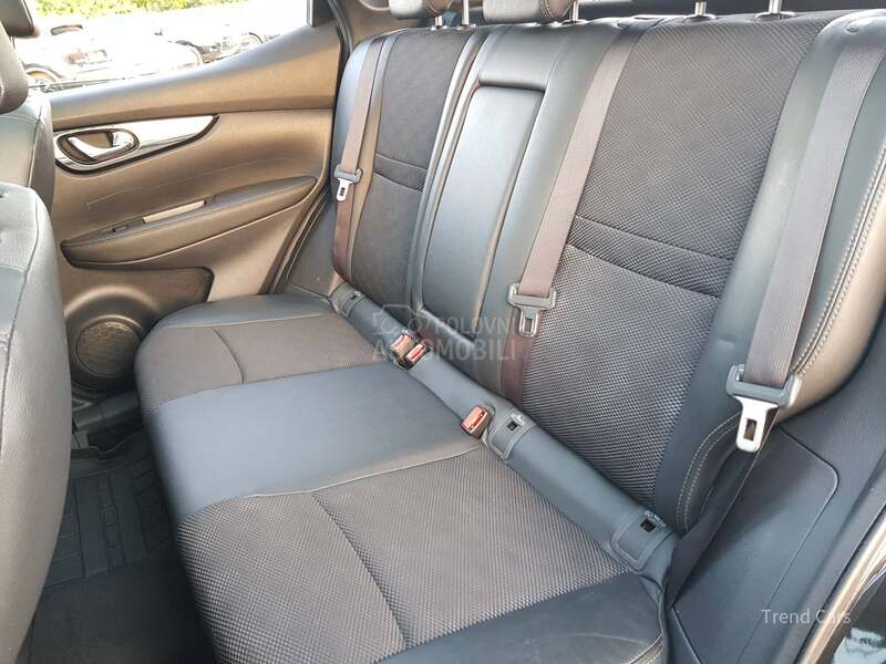 Nissan Qashqai 1.2 DIG-T PANO KOZA