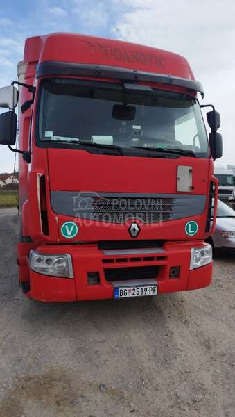 Renault Premium