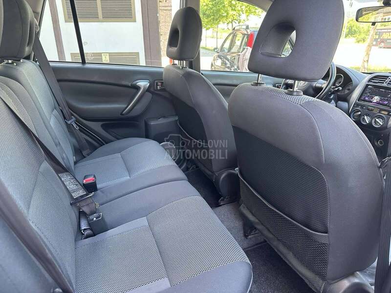 Toyota RAV 4 2.0 CH