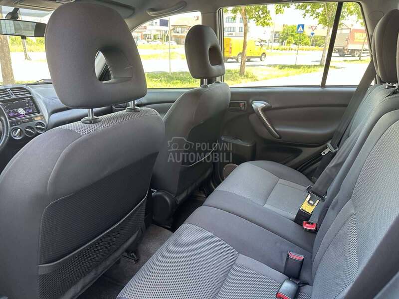Toyota RAV 4 2.0 CH