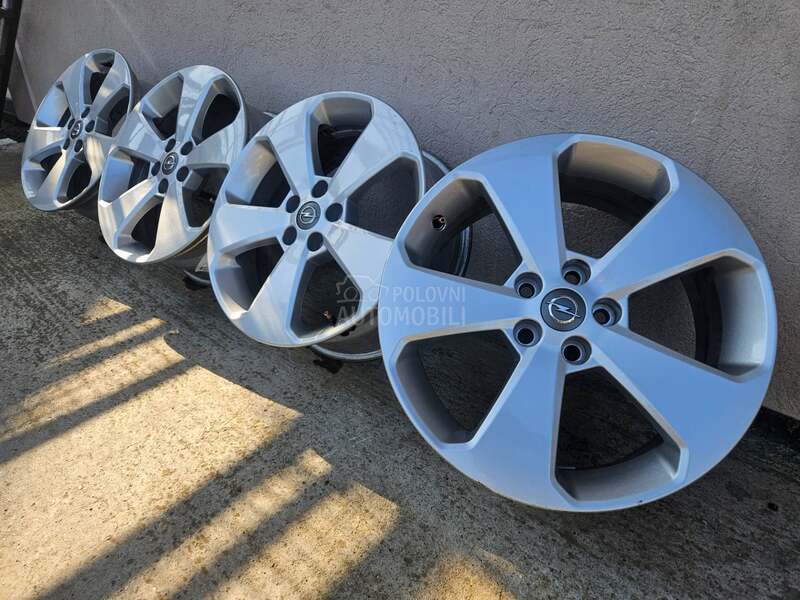 Aluminijumske felne SENZORI 17" 5 x 105
