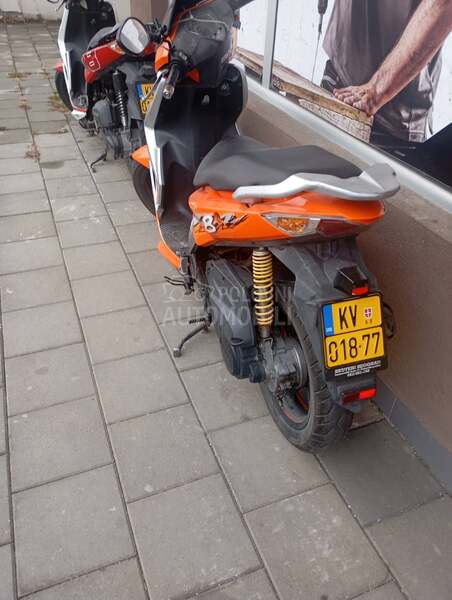 Kymco Super8