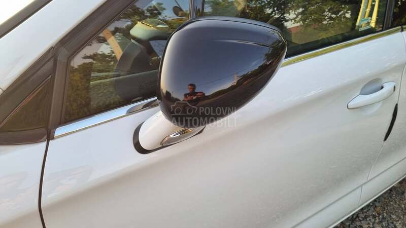 Citroen C4 1.6 e-HDI