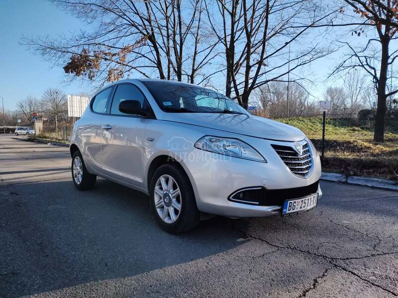 Lancia Ypsilon 0,9 twin air