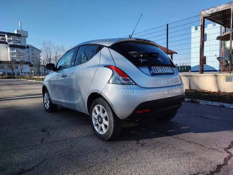 Lancia Ypsilon 0,9 twin air