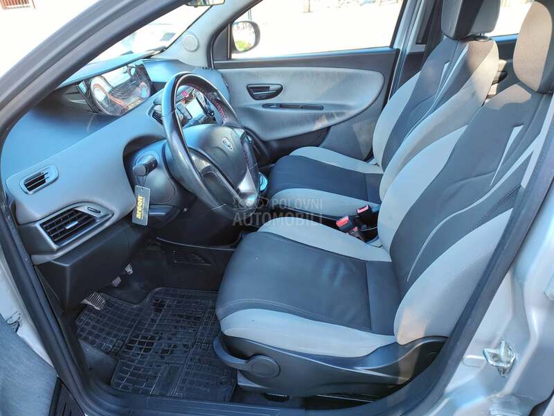 Lancia Ypsilon 0,9 twin air