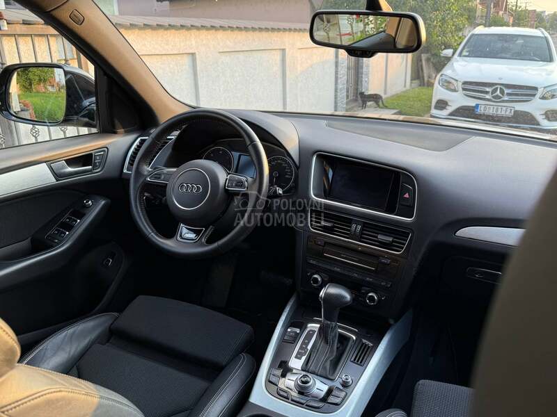 Audi Q5 2.0TDI S-LINE