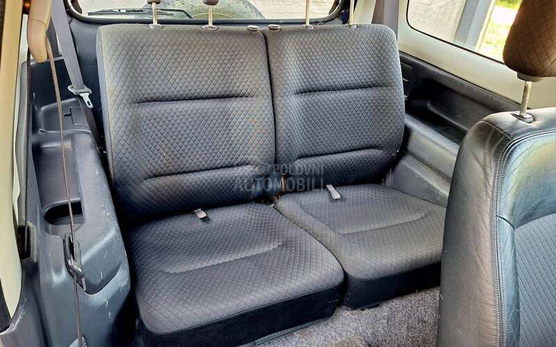 Suzuki Jimny 1.3 4x4 CH NOV