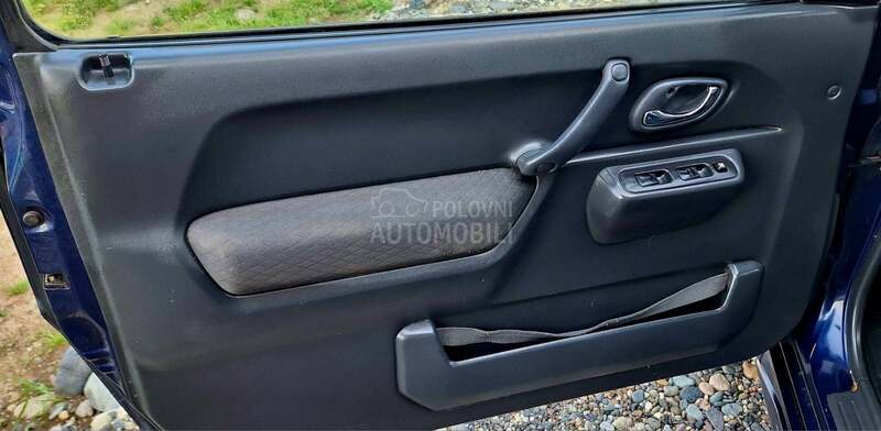 Suzuki Jimny 1.3 4x4 CH NOV