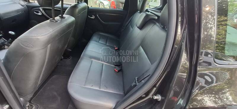 Dacia Duster 1.6 BENC FFUULL