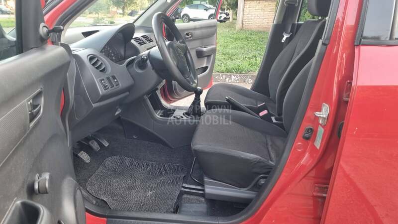 Suzuki Swift 1.3