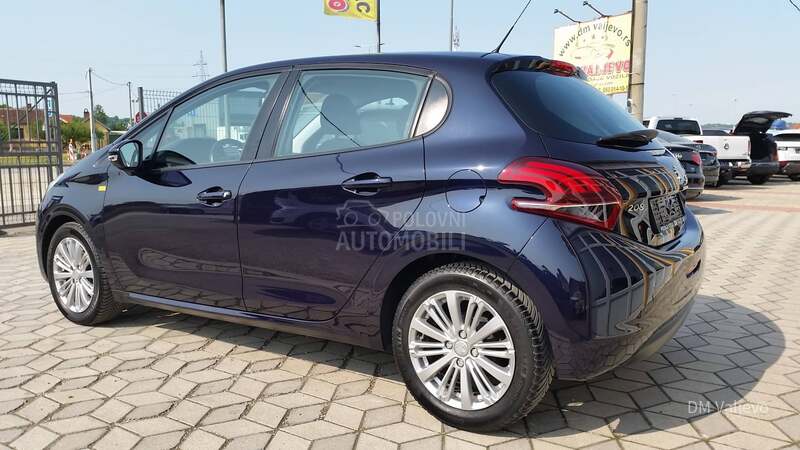 Peugeot 208 1.6HDI 5V/PERFFEKTAN