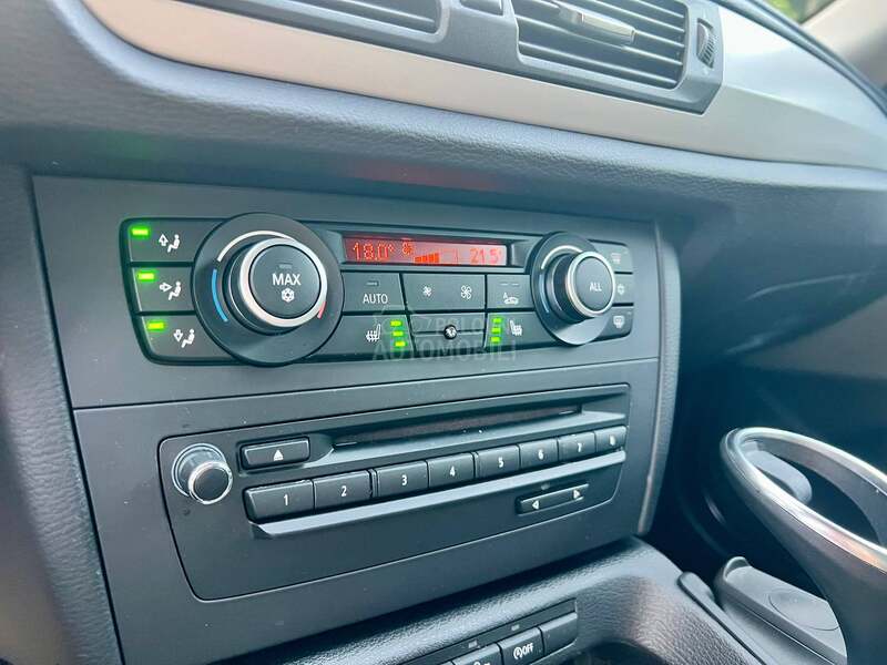 BMW X1 2.0/XDrive/Nav/Perla