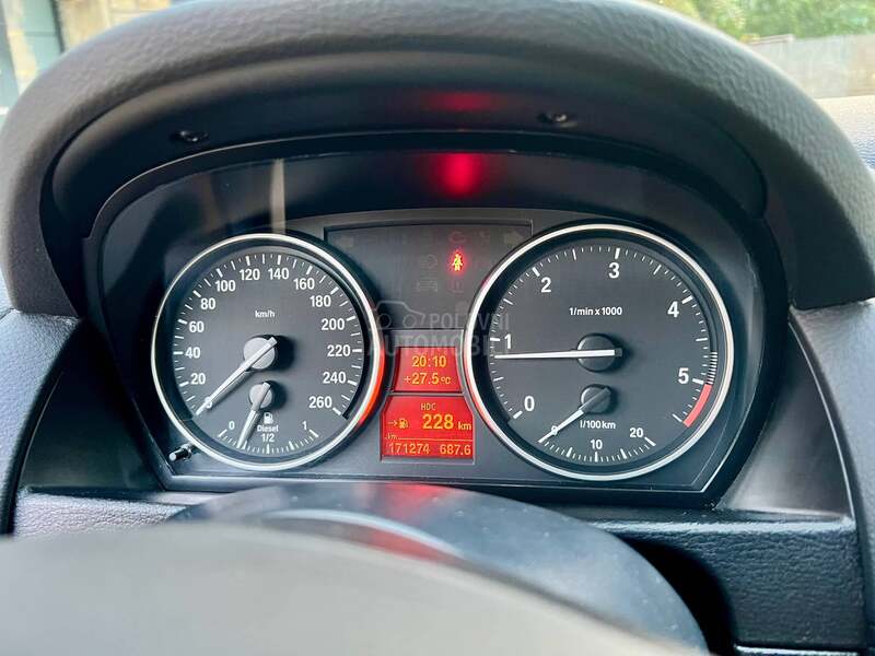 BMW X1 2.0/XDrive/Nav/Perla