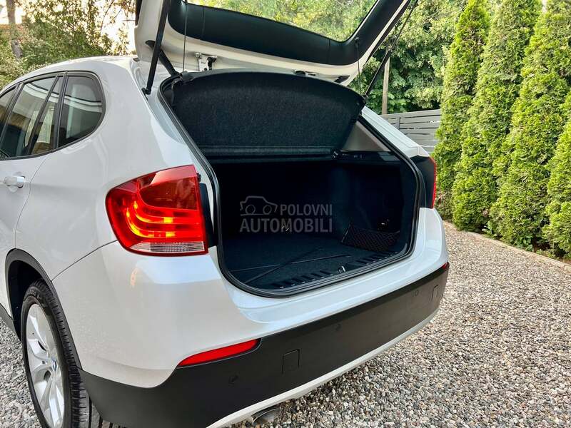 BMW X1 2.0/XDrive/Nav/Perla