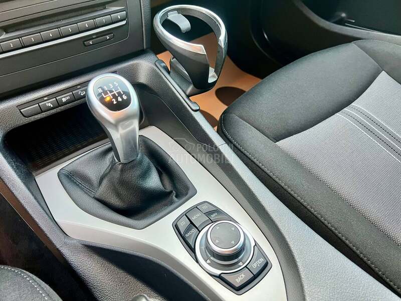 BMW X1 2.0/XDrive/Nav/Perla