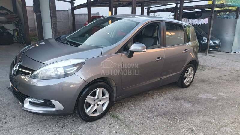 Renault Scenic 1.5dCi // 81 k w