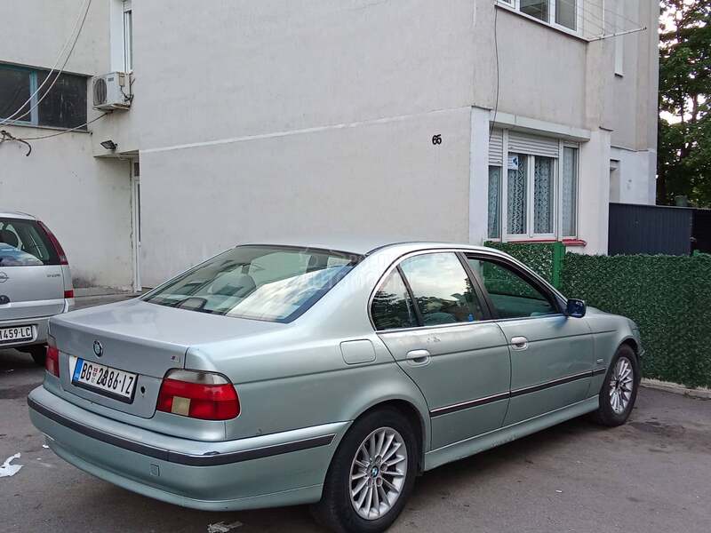 BMW 520 2.0i