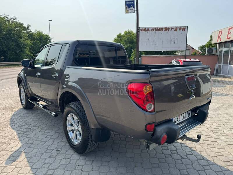Mitsubishi L200 