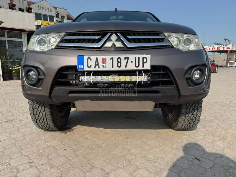 Mitsubishi L200 