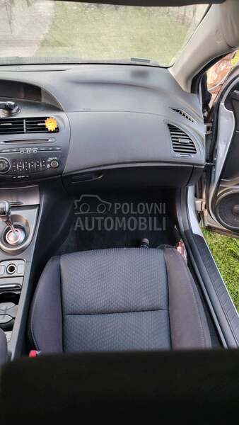 Honda Civic 1.8 i-VTEC