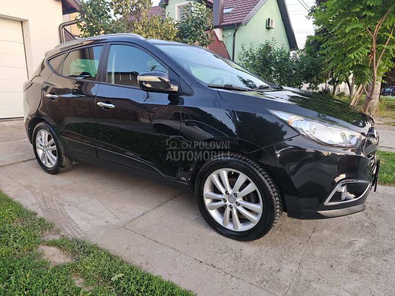 Hyundai ix35 2.0CRDI PREMIUM CH