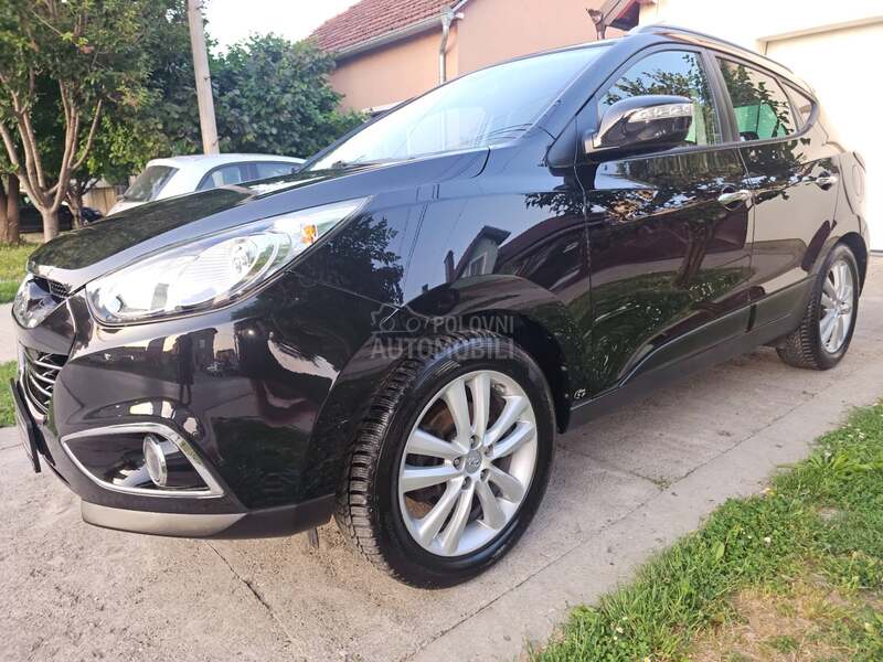 Hyundai ix35 2.0CRDI PREMIUM CH