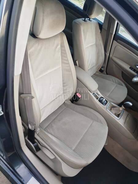 Renault Laguna 2.0d  u.v.o.z  C H